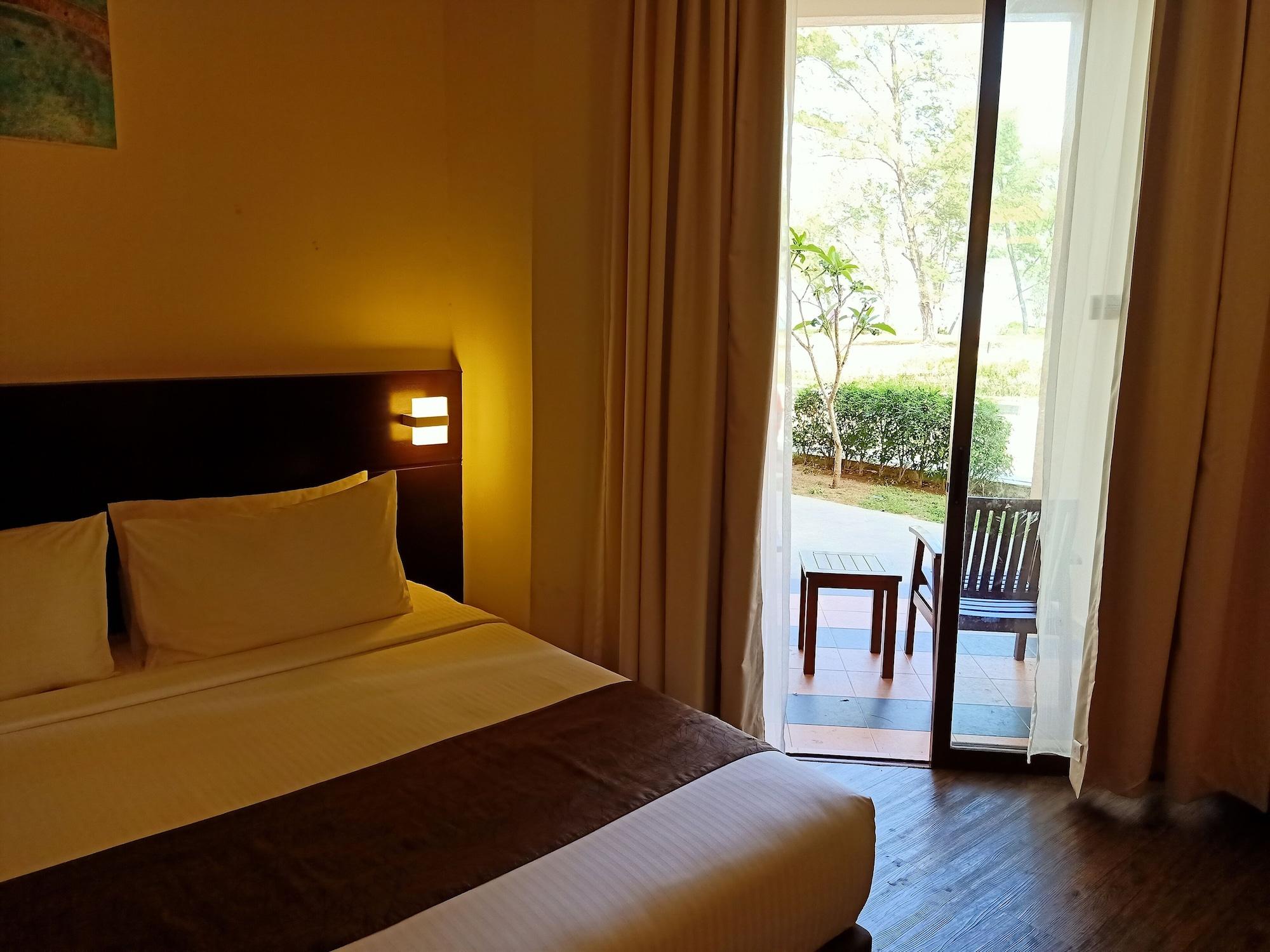Villea Rompin Resort & Golf Kuala Rompin Extérieur photo